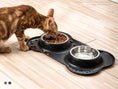 Carica l'immagine nel visualizzatore della galleria, Ciotole doppie in acciaio per cani e gatti con base in silicone - Bau Barker
